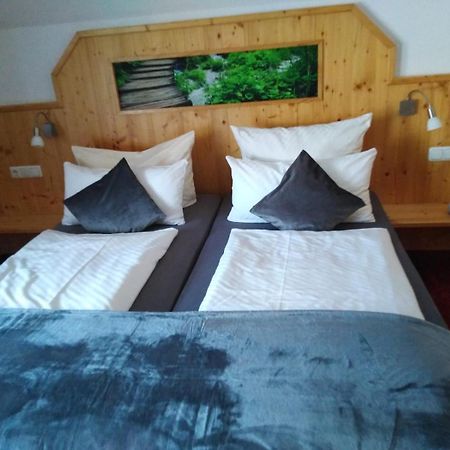 Hotel Wilder Mann Фойхтванген Екстериор снимка