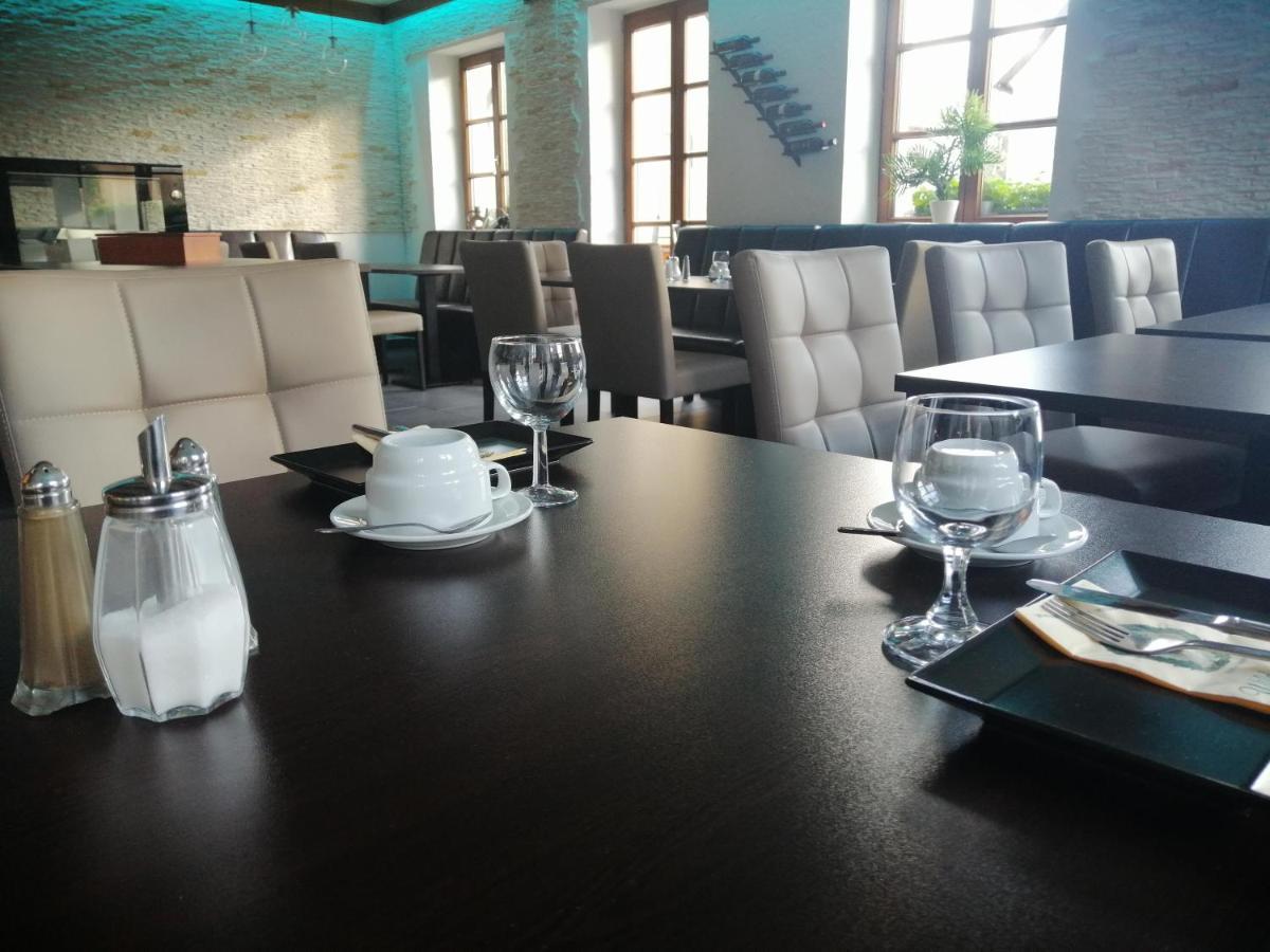 Hotel Wilder Mann Фойхтванген Екстериор снимка