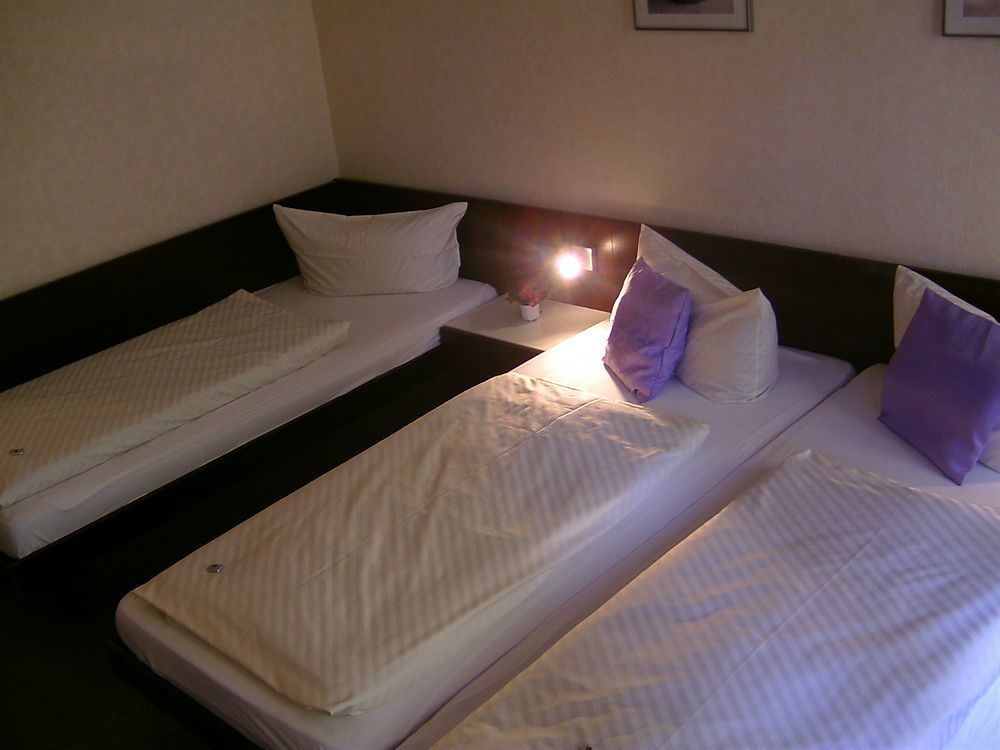 Hotel Wilder Mann Фойхтванген Екстериор снимка